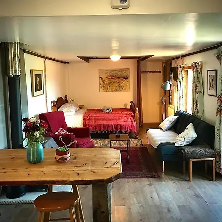 Holifield Farm & Community Project Auberge de jeunesse Helston